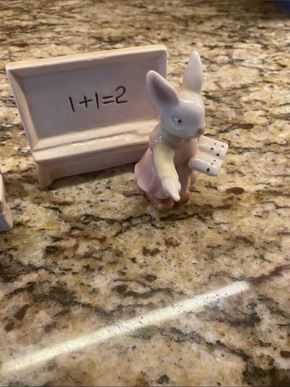 Porcelain Bunny Classroom Figurine Set m